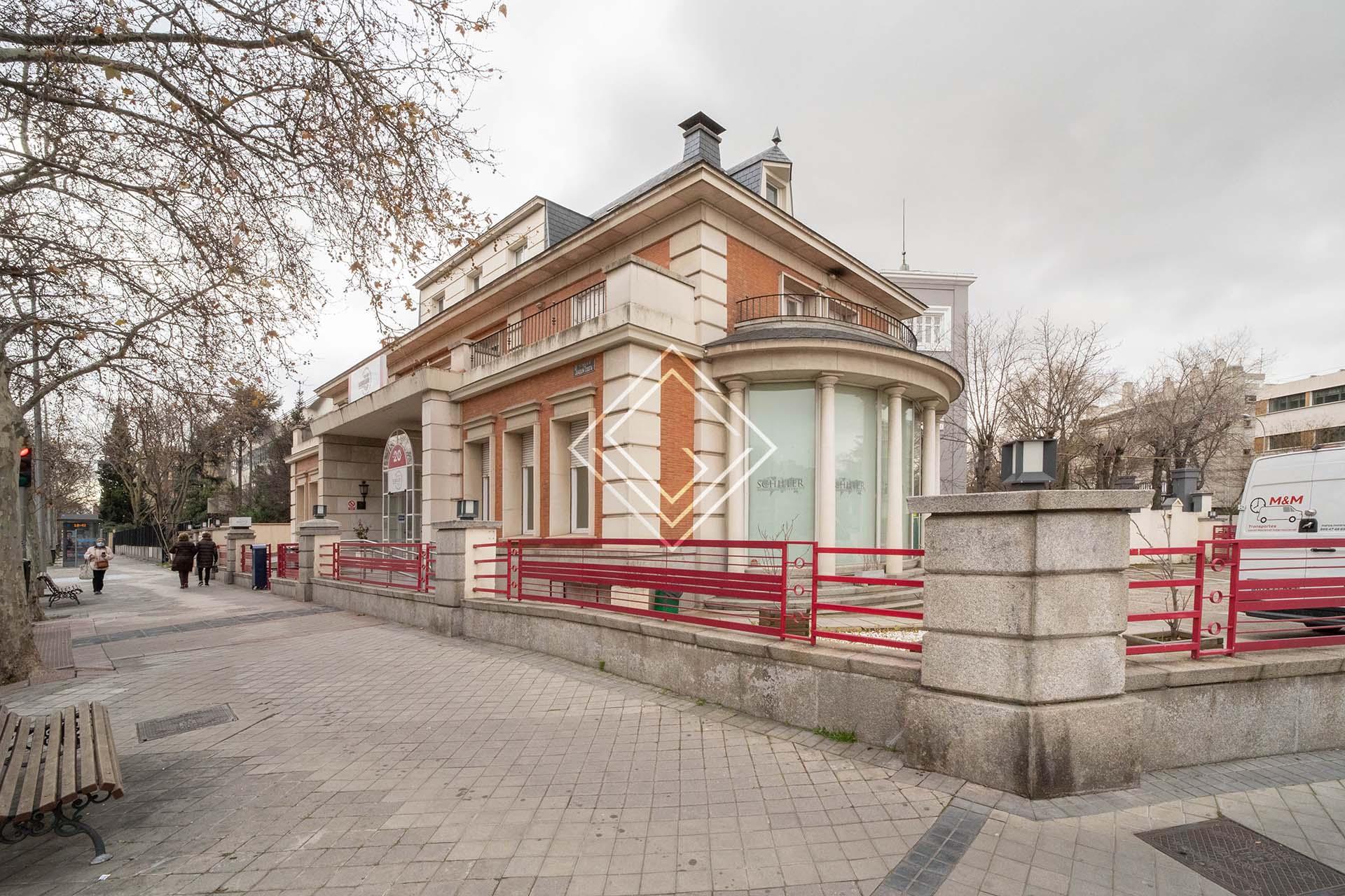 Palacete de primer nivel en El Viso - Imagen