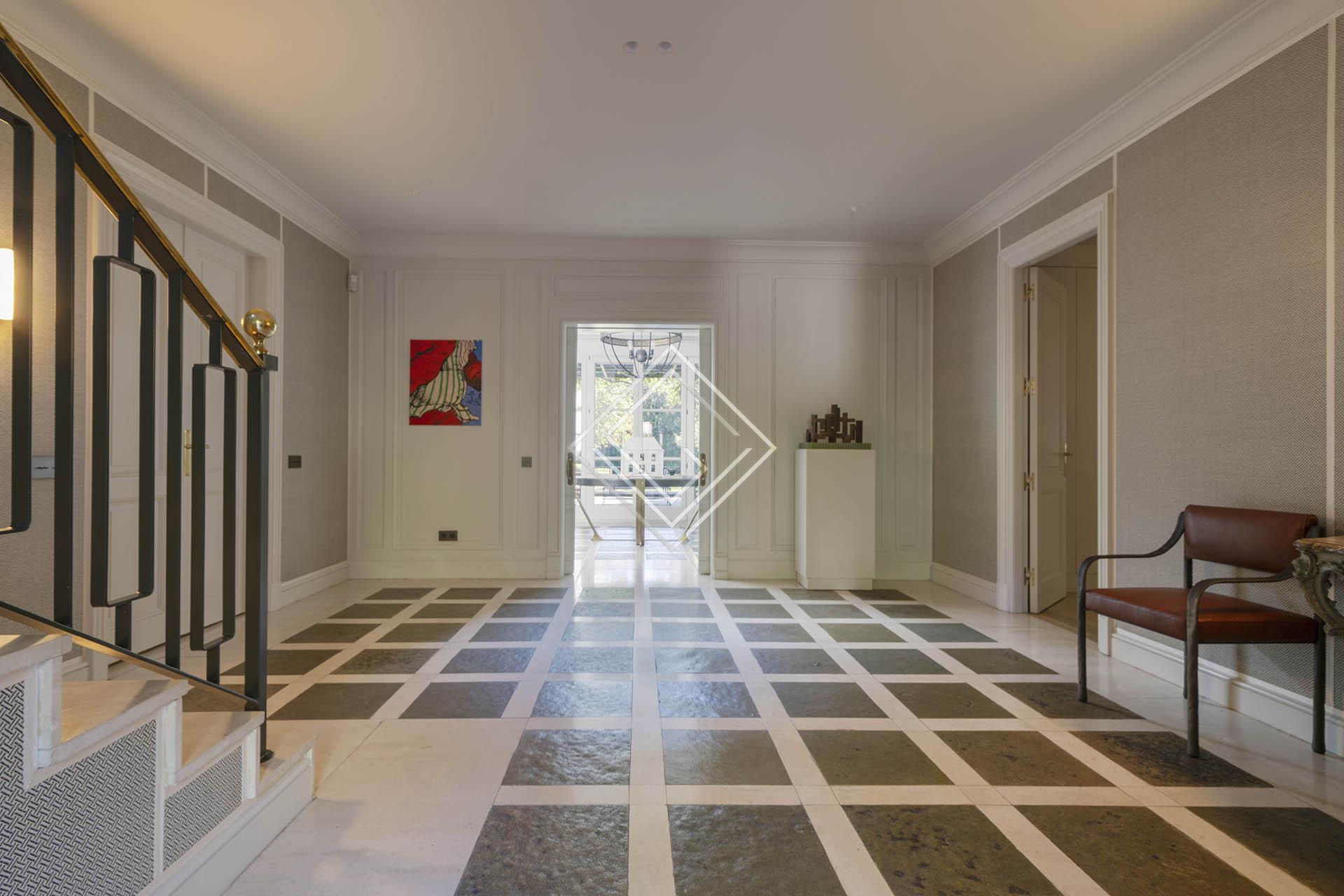 Vivienda de excepcionales calidades en alquiler en Colonia Puerta de Hierro - Imagen