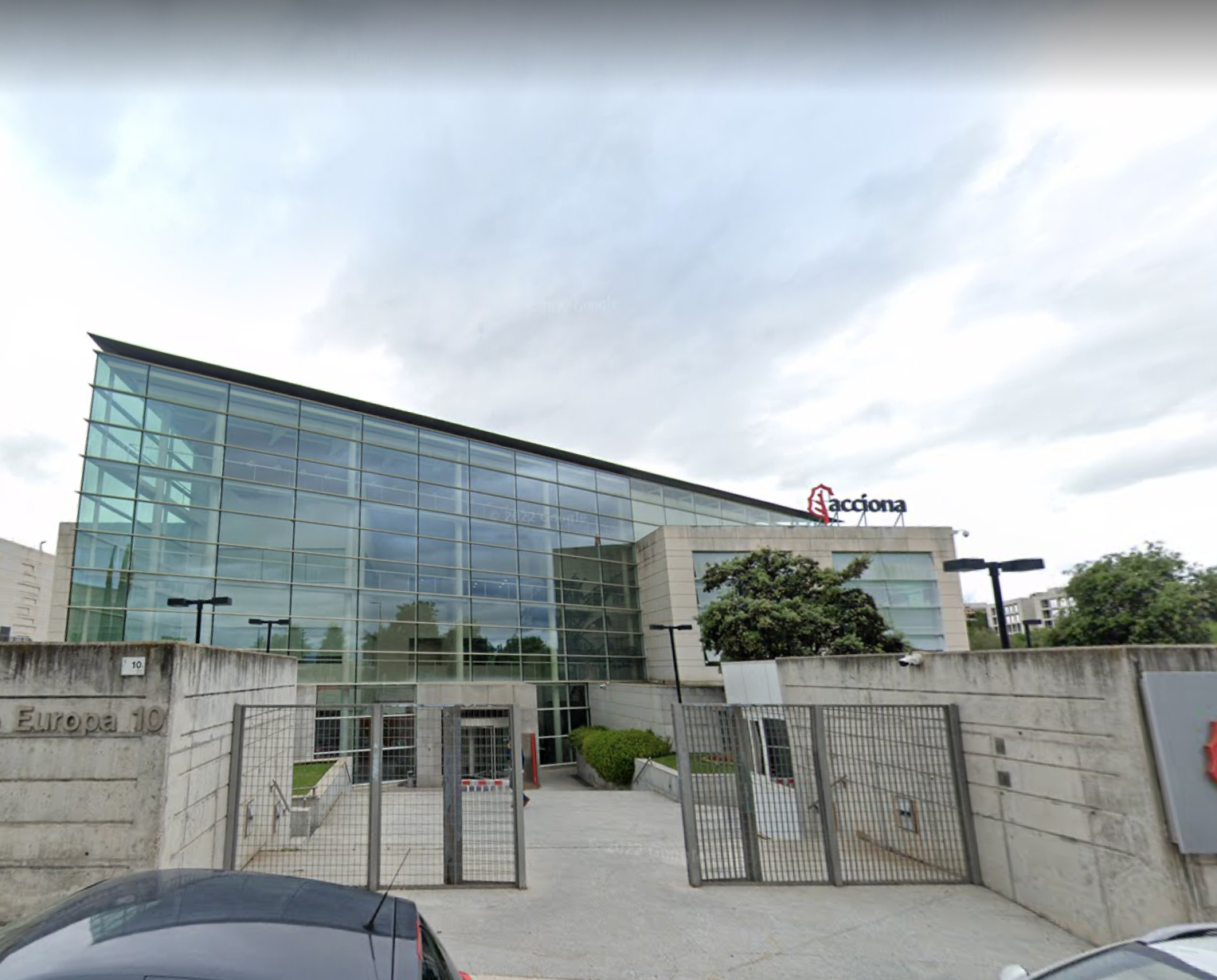 Exclusivo edificio de oficinas en PE La Moraleja - Imagen